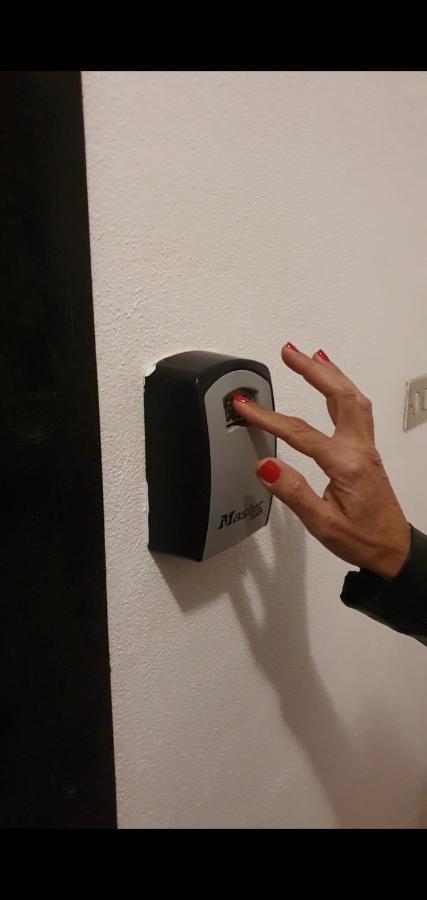 Piazza Martiri Rooms Cagliari Eksteriør bilde
