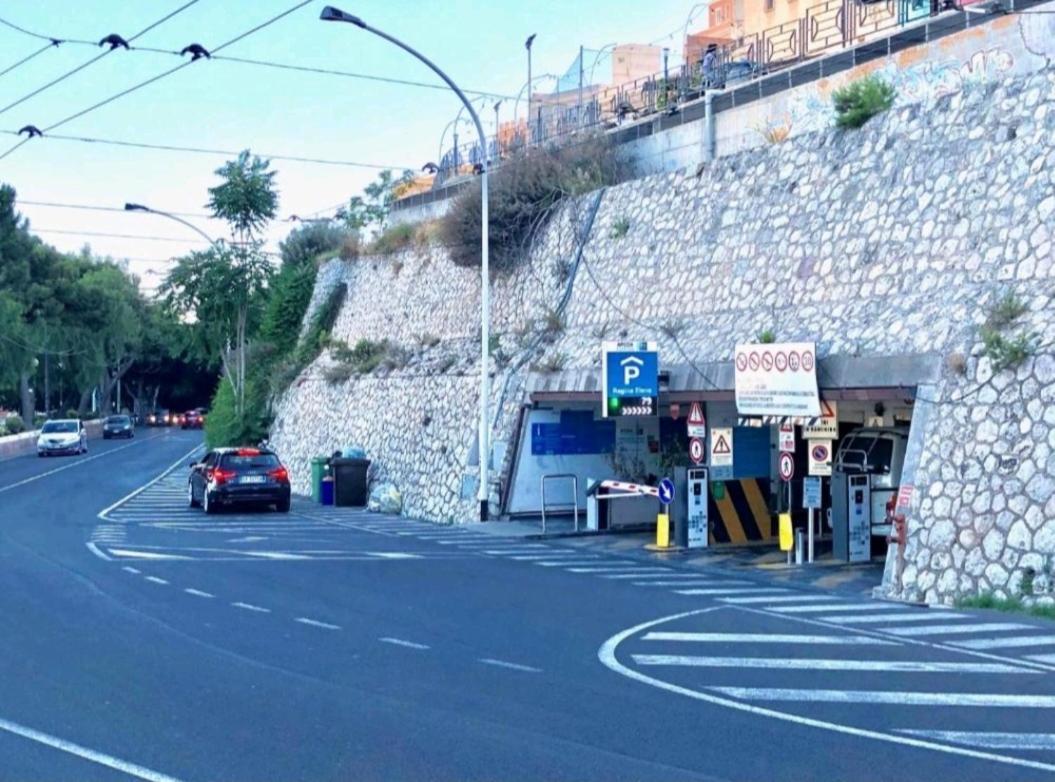 Piazza Martiri Rooms Cagliari Eksteriør bilde